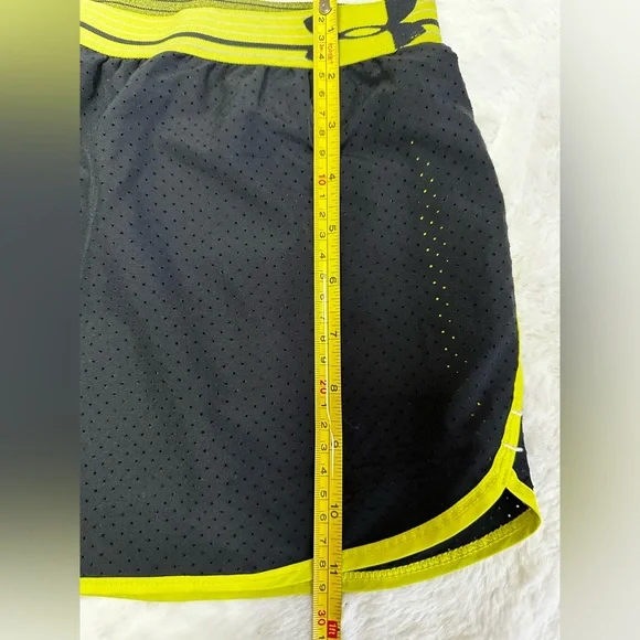 Under Armour Women's Black Shorts with Yellow Trim - Picture 8 of 8